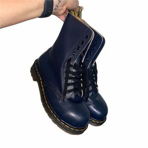 Rare Vintage 1990's Navy 1460 Doc Marten Boots